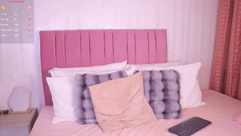   online show from December 16, 8:15 pm