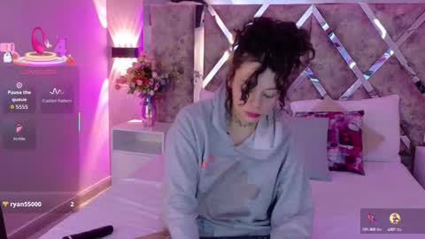 Snapshot of kathegomez_ chatting on October 15, 2:26 am KatheGomez online show from October 15, 2:26 am