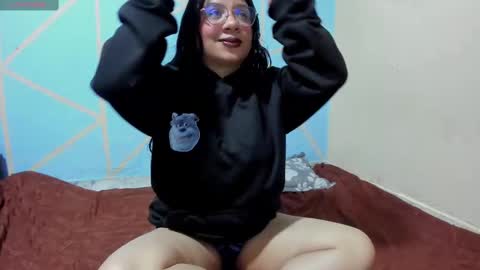 Snapshot of kathiaa_spring chatting on September 28, 9:24 pm kathia online show from September 28, 9:24 pm
