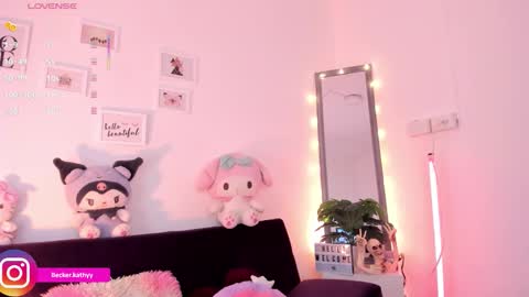 Katherine online show from November 8, 4:10 pm