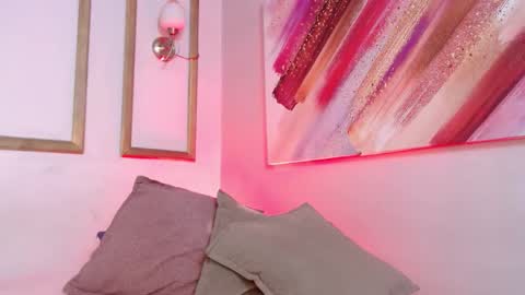 Katy  online show from March 25, 11:39 am