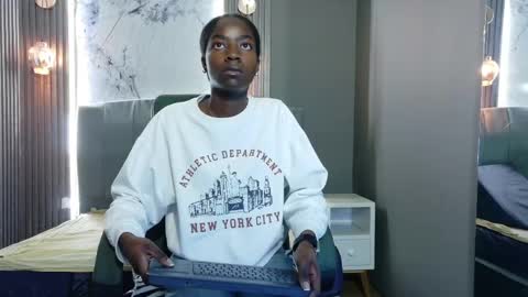 Snapshot of katia_green chatting on September 18, 4:00 pm Katia online show from September 18, 4:00 pm