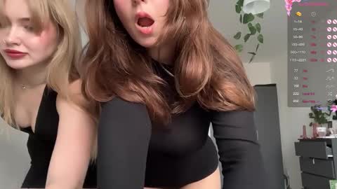 Katienext stream  online show from September 26, 10:12 am