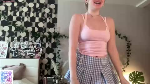 Katienext stream  online show from September 11, 12:28 pm