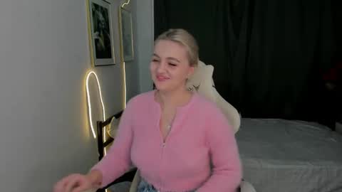 Katie online show from March 21, 3:06 pm