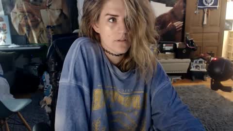 Katie online show from September 18, 5:11 am