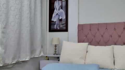 katrina clark online show from September 12, 11:51 pm