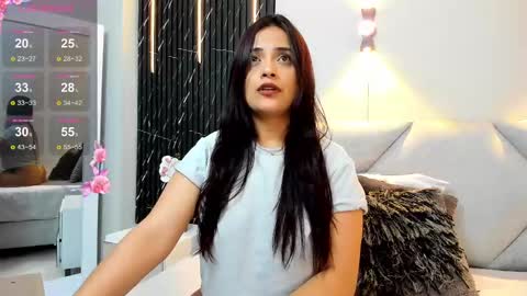 Snapshot of katrina_kaif_x chatting on March 3, 7:17 pm Keyla online show from March 3, 7:17 pm