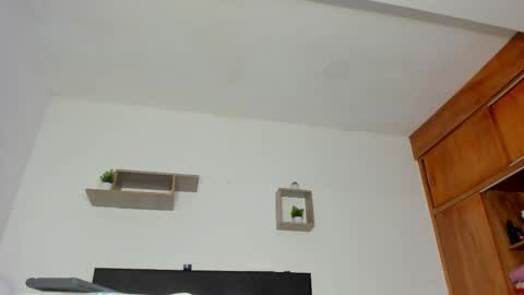 katrina moore online show from December 5, 12:03 pm