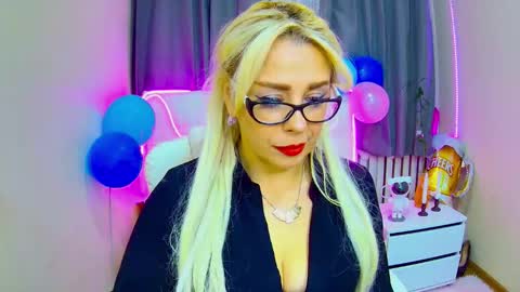 katrinacharm online show from September 22, 6:17 am