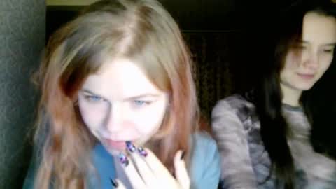 Snapshot of katrine_ine chatting on October 14, 10:24 pm katrine_ine online show from October 14, 10:24 pm