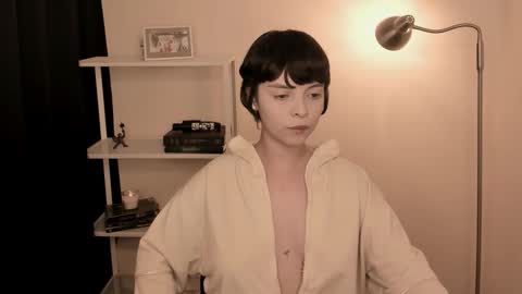 Snapshot of katsurotaro chatting on October 18, 10:14 pm katsuro online show from October 18, 10:14 pm