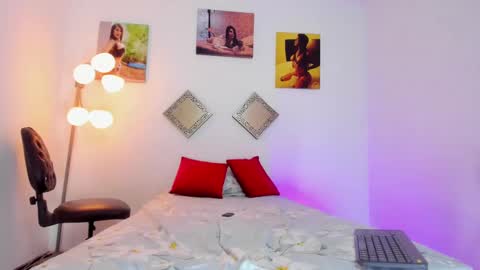 Snapshot of katta_c chatting on February 6, 2:22 am katta_c online show from February 6, 2:22 am