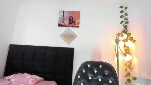Snapshot of katta_c chatting on September 18, 6:56 pm katta_c online show from September 18, 6:56 pm