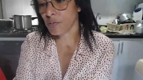 KattleyaGrey online show from November 23, 12:30 am