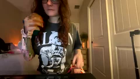 Snapshot of kattnip44 chatting on October 12, 9:05 pm Josie live show Tuesday Wednesday and Thursday online show from October 12, 9:05 pm