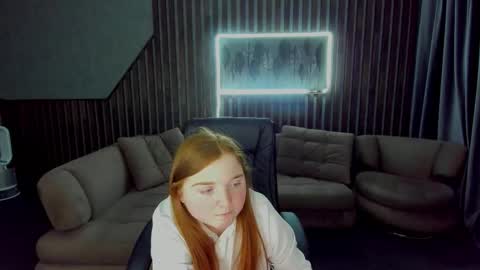 katty_rose8 online show from October 12, 6:10 pm