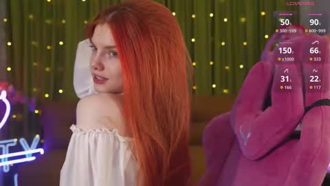 Katy      -    online show from October 12, 3:32 am