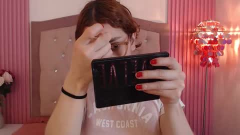 Katy Van online show from February 6, 9:50 pm