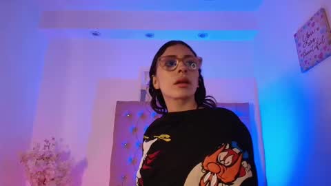 Snapshot of katy_van chatting on September 27, 5:49 am Katy Van online show from September 27, 5:49 am