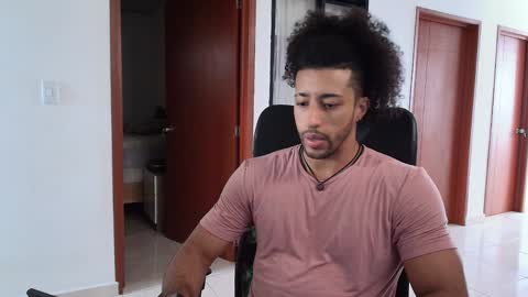 Kauri Lop online show from December 30, 8:15 pm