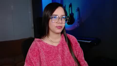 Kay online show from November 10, 8:00 pm