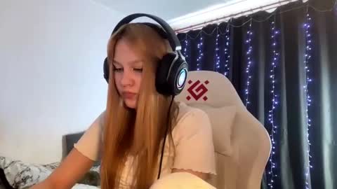 Amia online show from March 4, 5:26 am