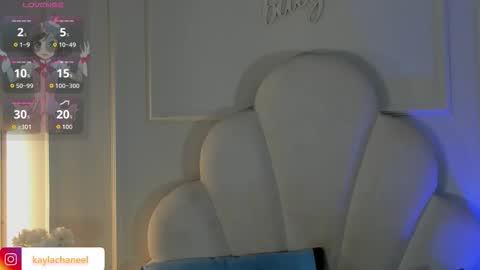 kaylachannell online show from January 12, 9:27 am