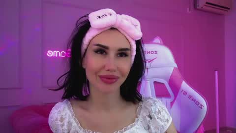 Kayla online show from April 29, 5:30 pm