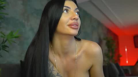 KaylaWildd online show from November 8, 8:28 am