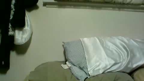 kaylee kakes online show from February 11, 7:39 pm