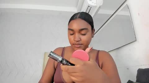 Kayna online show from March 22, 7:18 pm