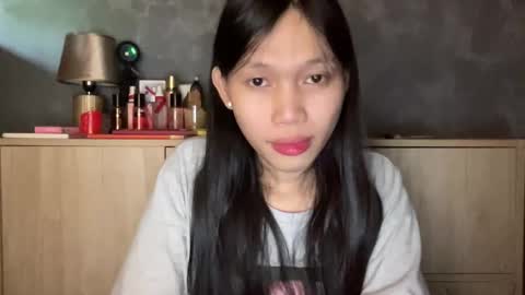 Its me Cora online show from October 27, 5:40 am