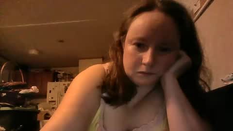 kcandler27 online show from October 22, 4:48 am