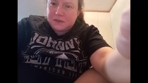 kcandler27 online show from November 8, 7:55 am