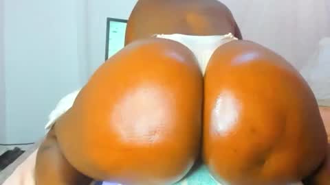 keamow online show from February 12, 1:26 pm