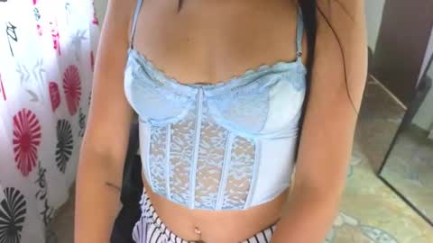 Snapshot of keeiity_moon chatting on September 19, 1:48 pm keeiity_moon online show from September 19, 1:48 pm