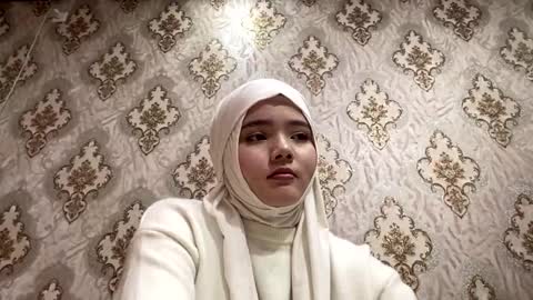 Kate online show from February 2, 11:17 am