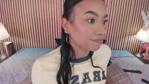 keeyla stone online show from February 16, 11:25 pm