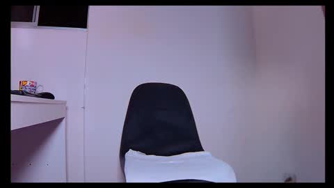 Snapshot of keira_bbw5 chatting on October 15, 3:21 am keirabbw online show from October 15, 3:21 am