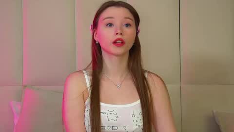 Keira online show from March 23, 6:02 pm