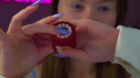 Keira online show from October 17, 6:23 pm