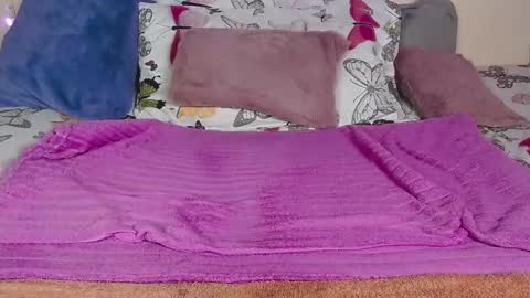 Snapshot of keisy_x chatting on January 24, 9:58 pm karo   online show from January 24, 9:58 pm
