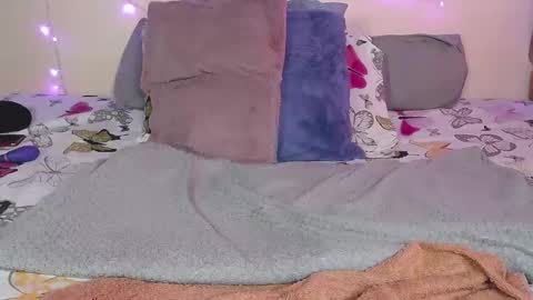 Snapshot of keisy_x chatting on March 5, 3:40 pm karo   online show from March 5, 3:40 pm