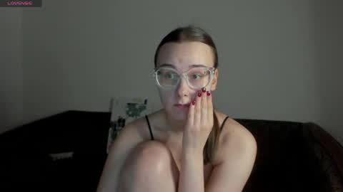 Im Kelly online show from April 18, 3:58 pm