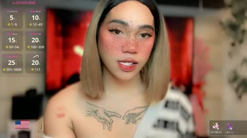 Kelly Smith online show from March 20, 2:33 pm