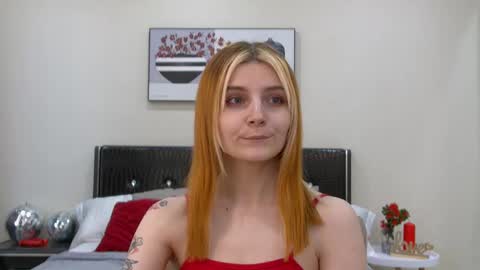 Snapshot of kellystoneys chatting on March 9, 12:09 pm Kelly Stoneys online show from March 9, 12:09 pm