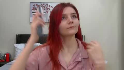 Snapshot of kellystoneys chatting on September 15, 5:20 am Kelly Stoneys online show from September 15, 5:20 am