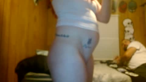 Vixensc93 online show from December 5, 4:59 am