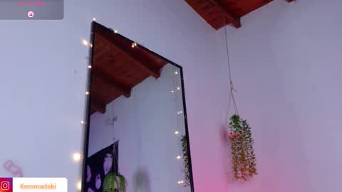 Kemma online show from December 18, 11:44 pm